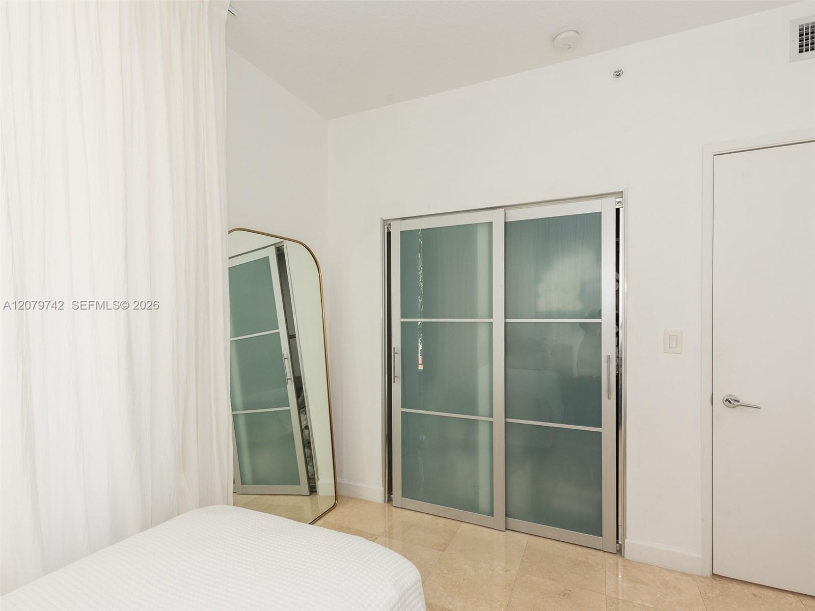 705 Crandon Blvd # 506