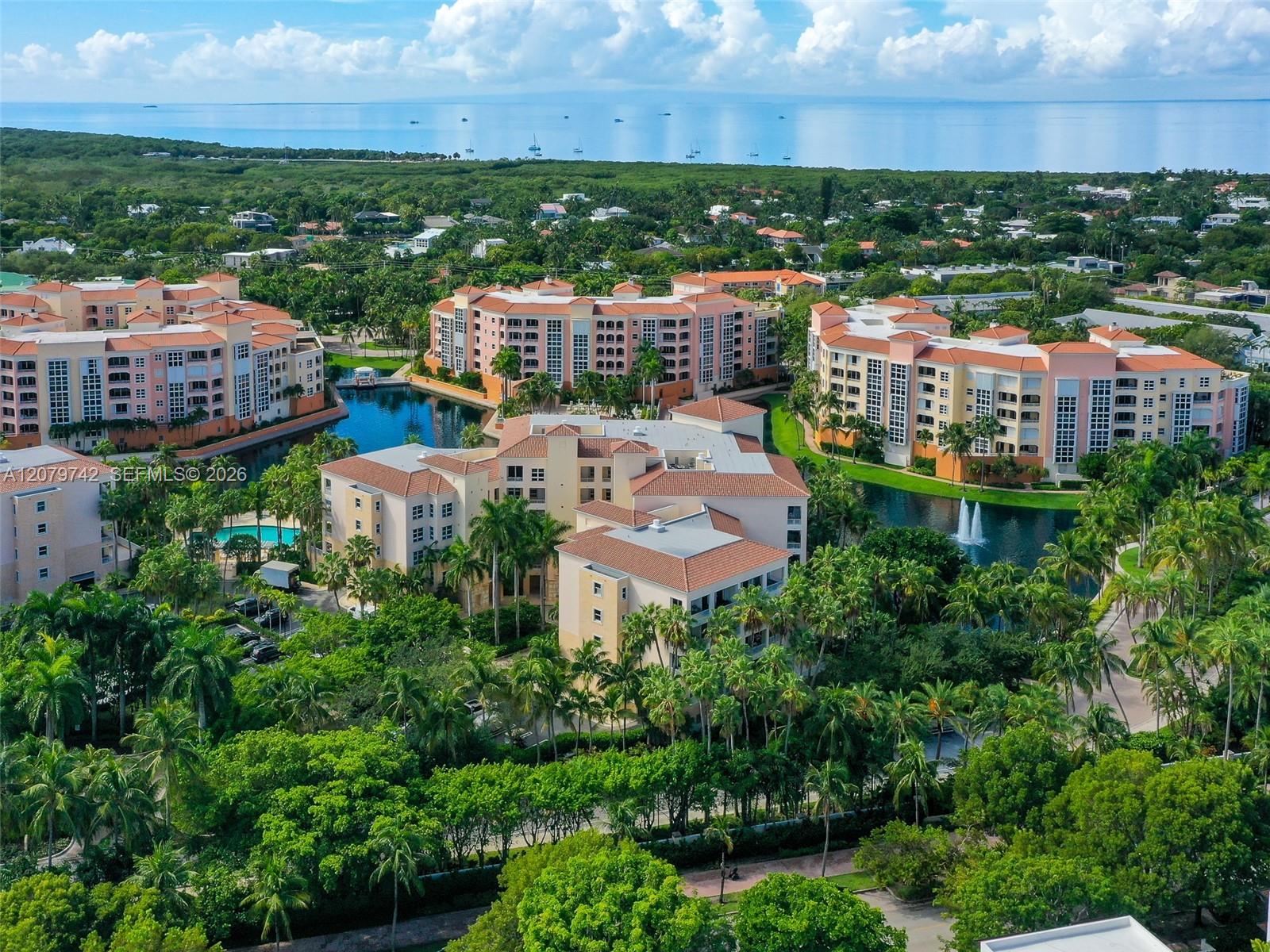 705 Crandon Blvd # 506