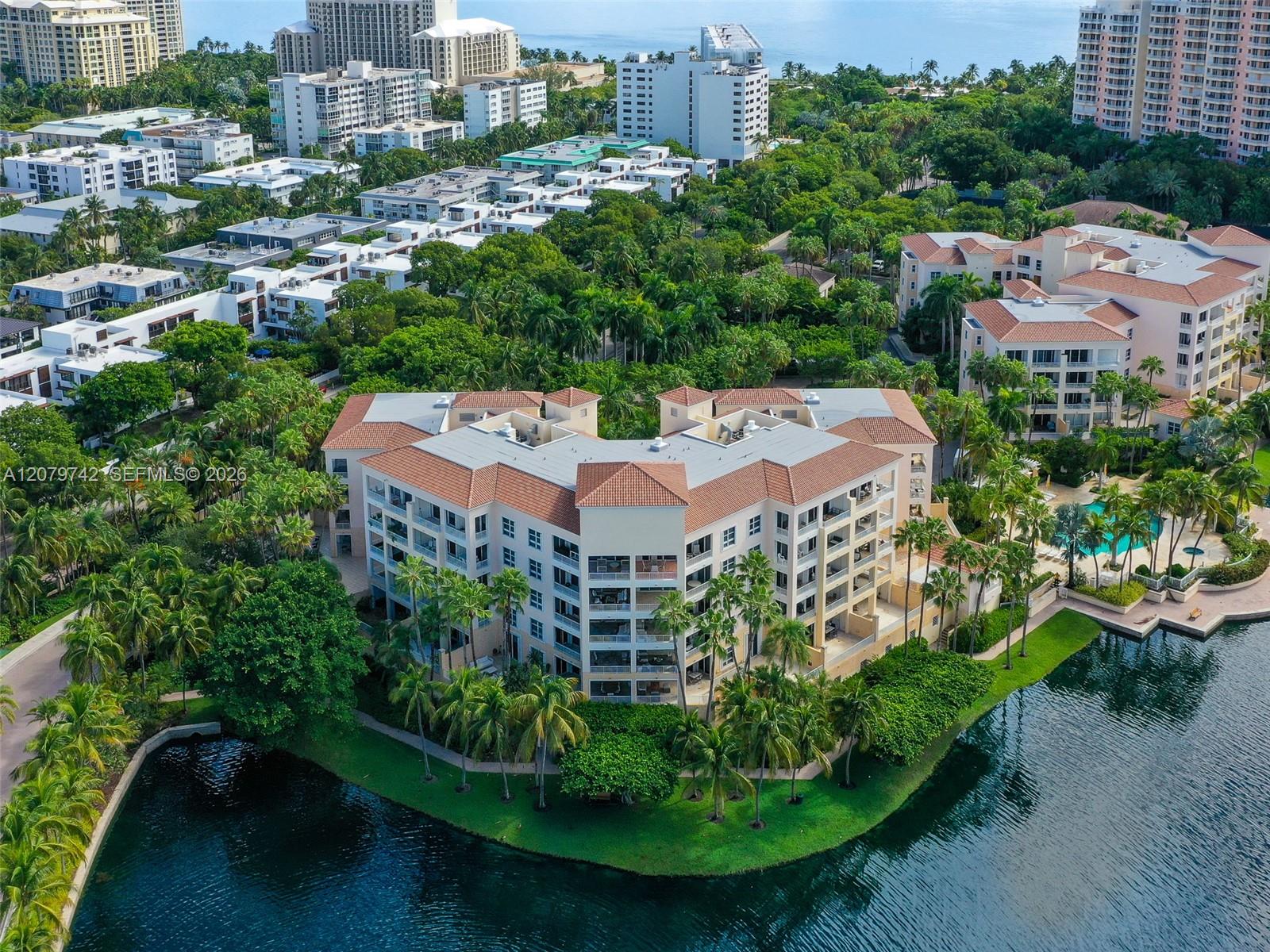 705 Crandon Blvd # 506