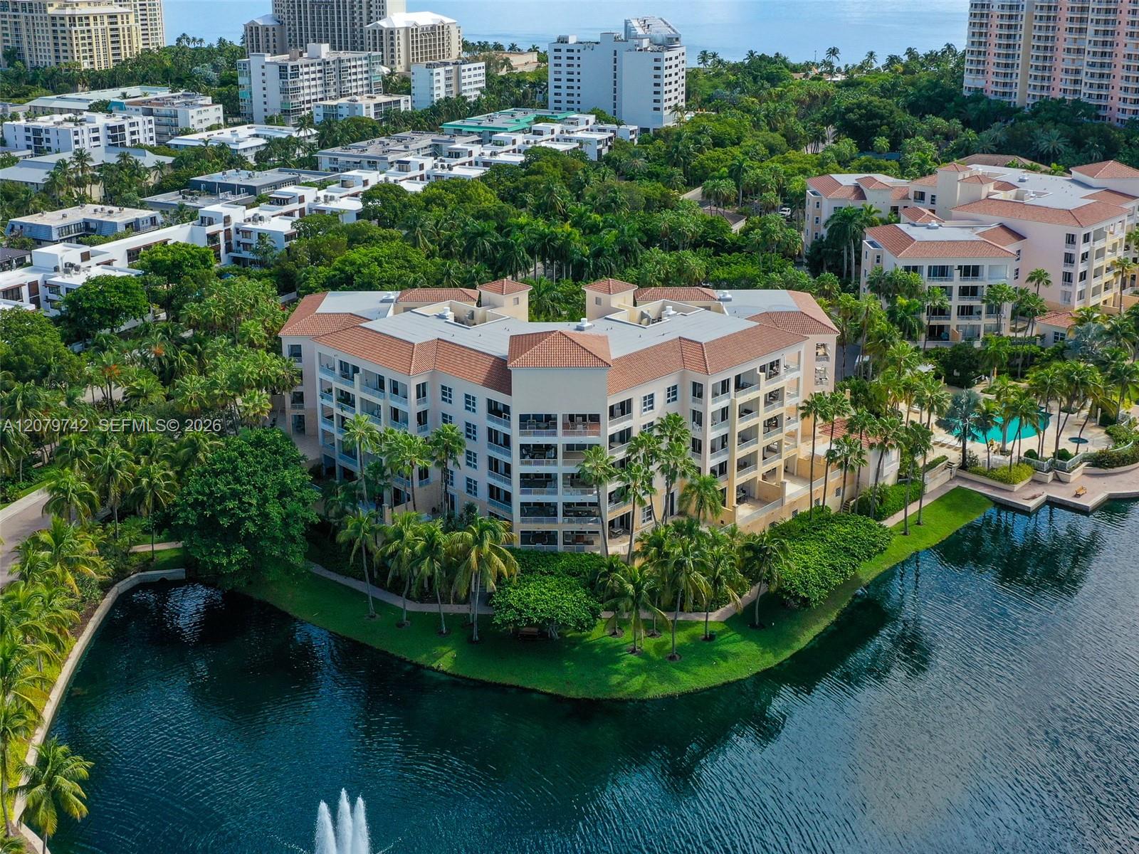 705 Crandon Blvd # 506