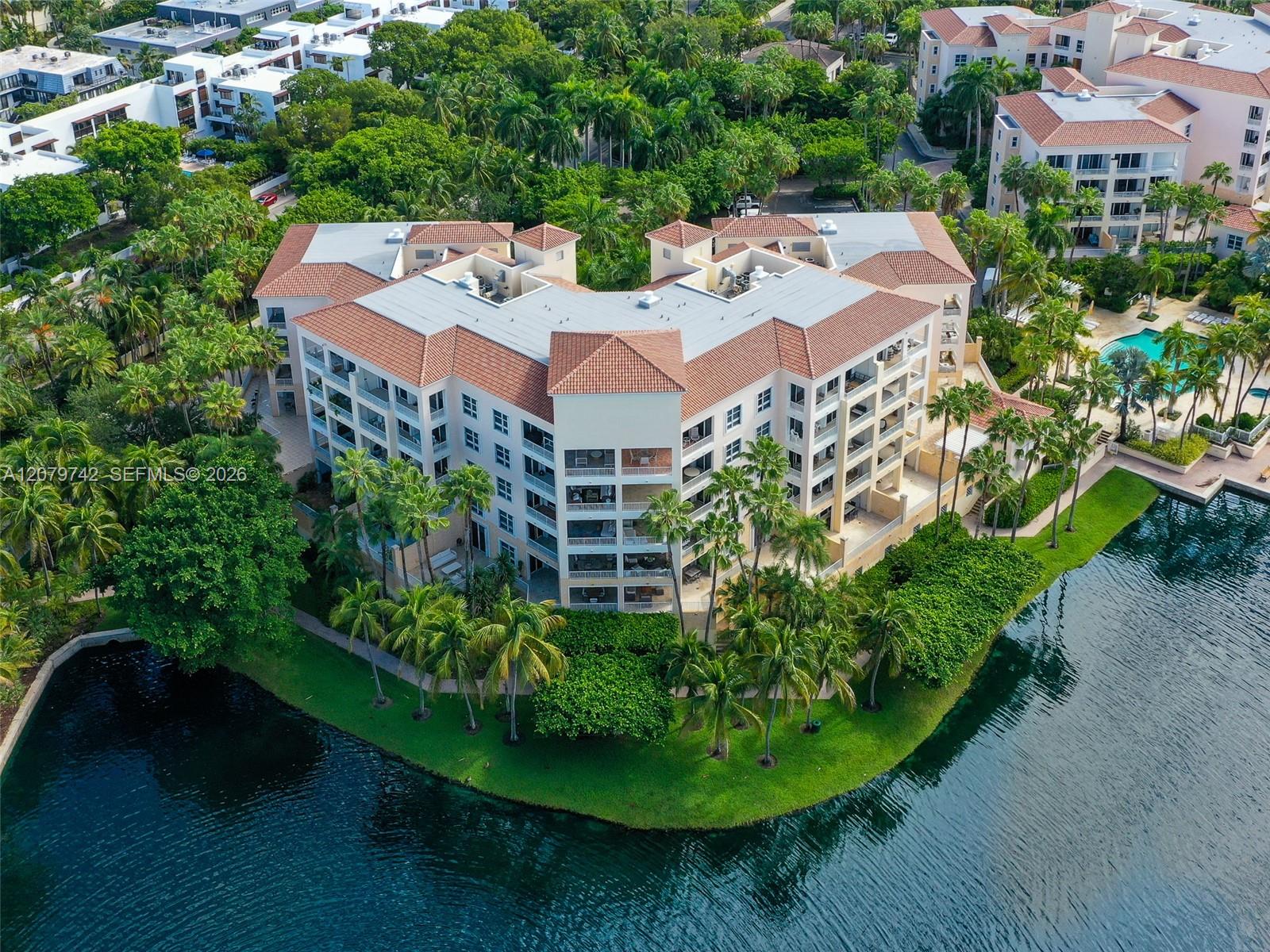 705 Crandon Blvd # 506