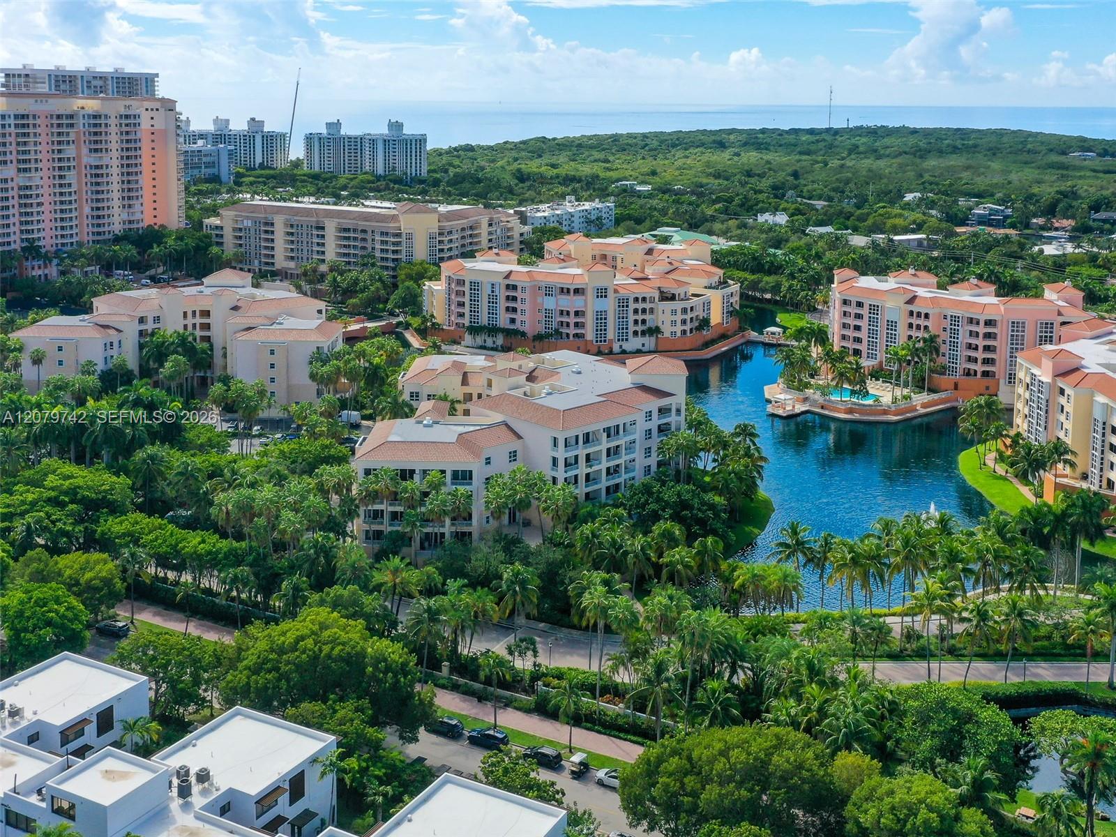 705 Crandon Blvd # 506