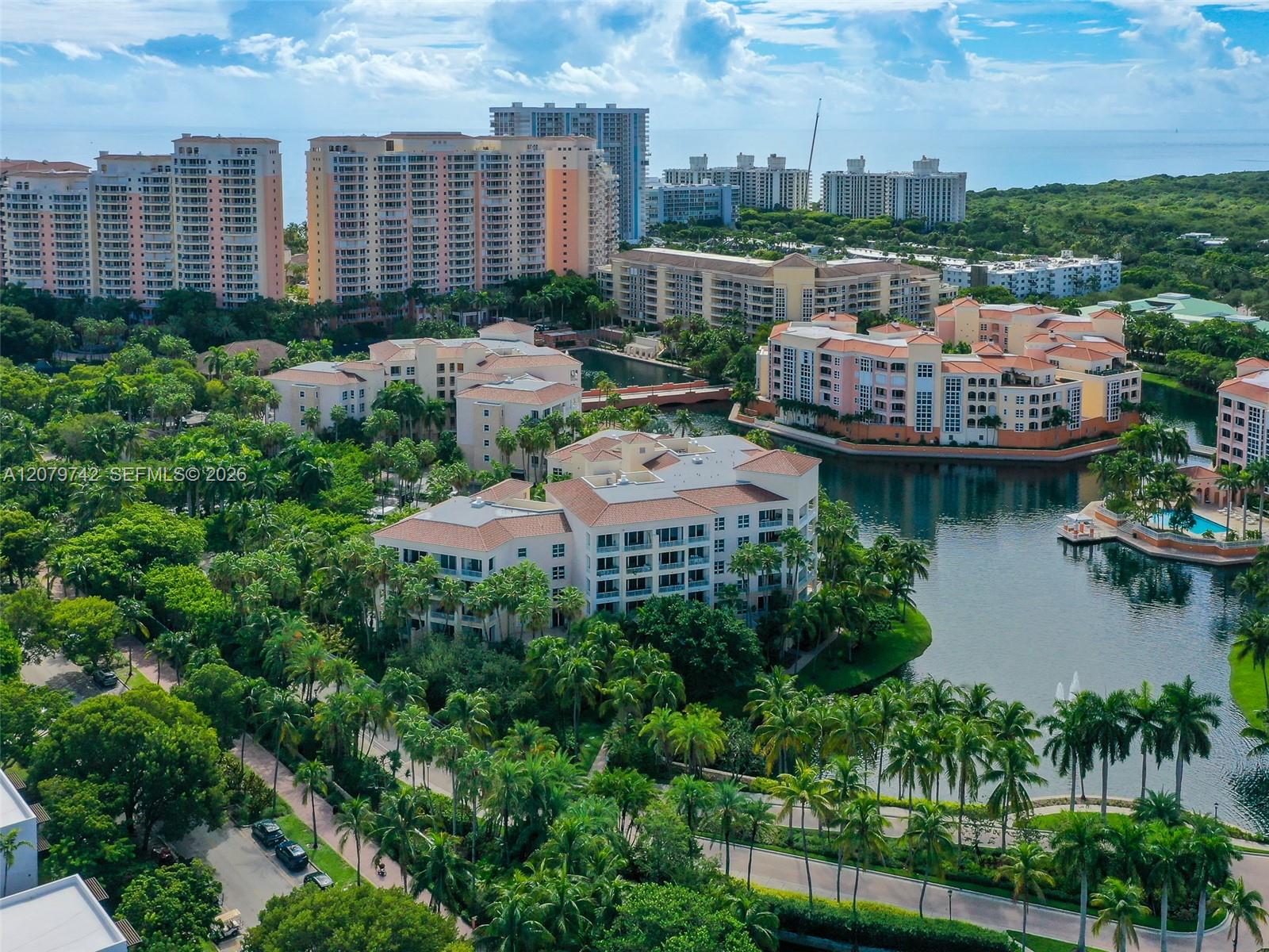 705 Crandon Blvd # 506