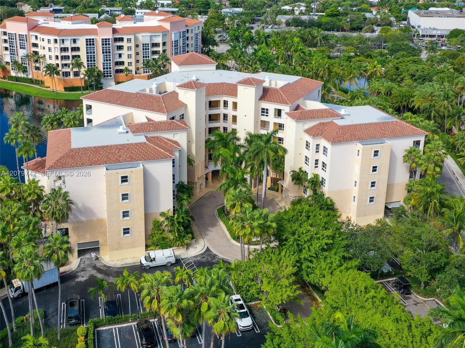 705 Crandon Blvd # 506