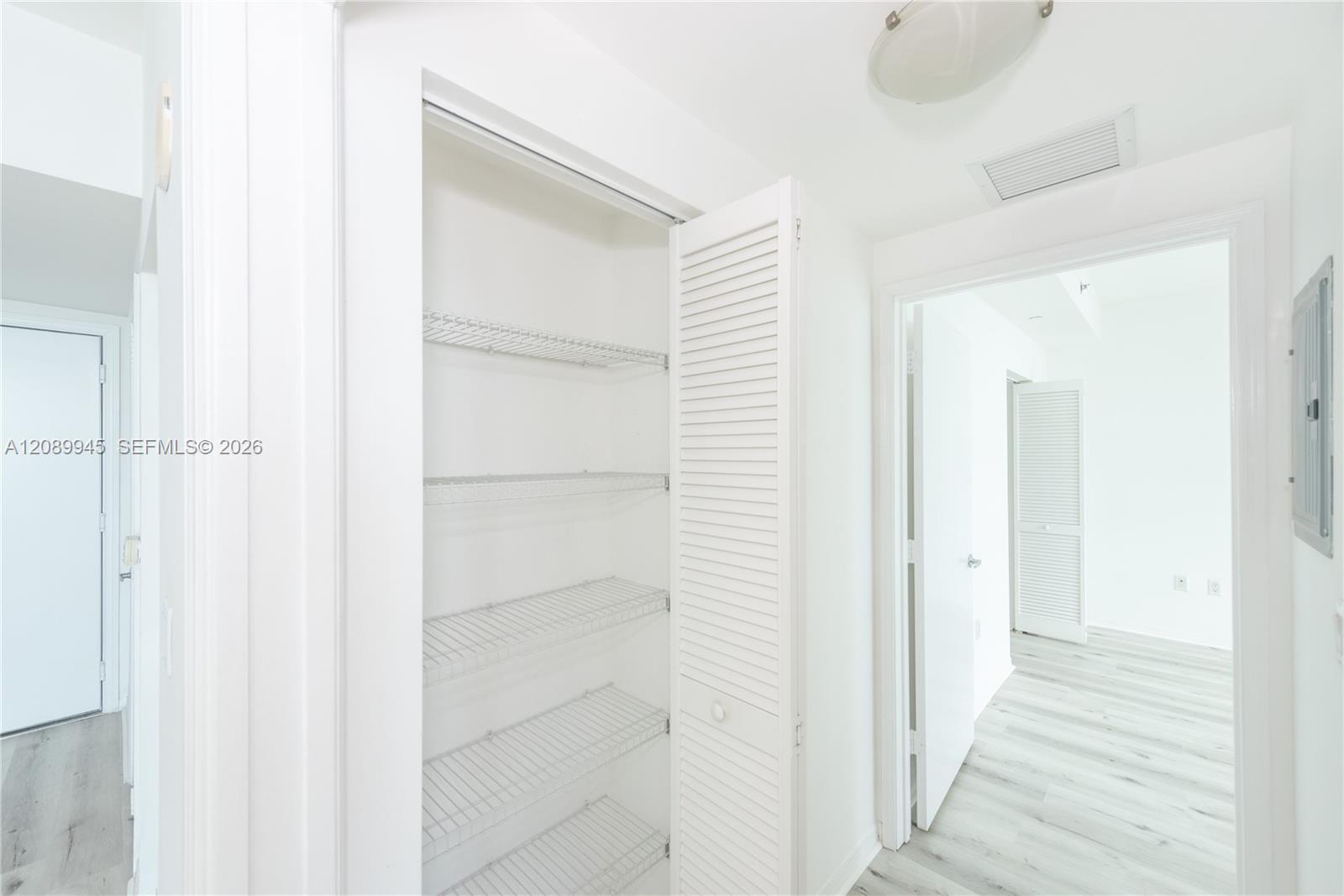 951 Brickell Ave # 3102