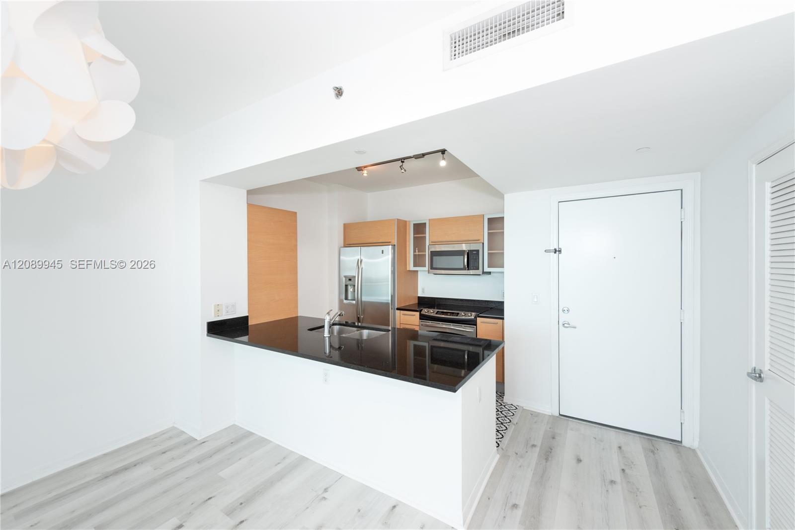 951 Brickell Ave # 3102