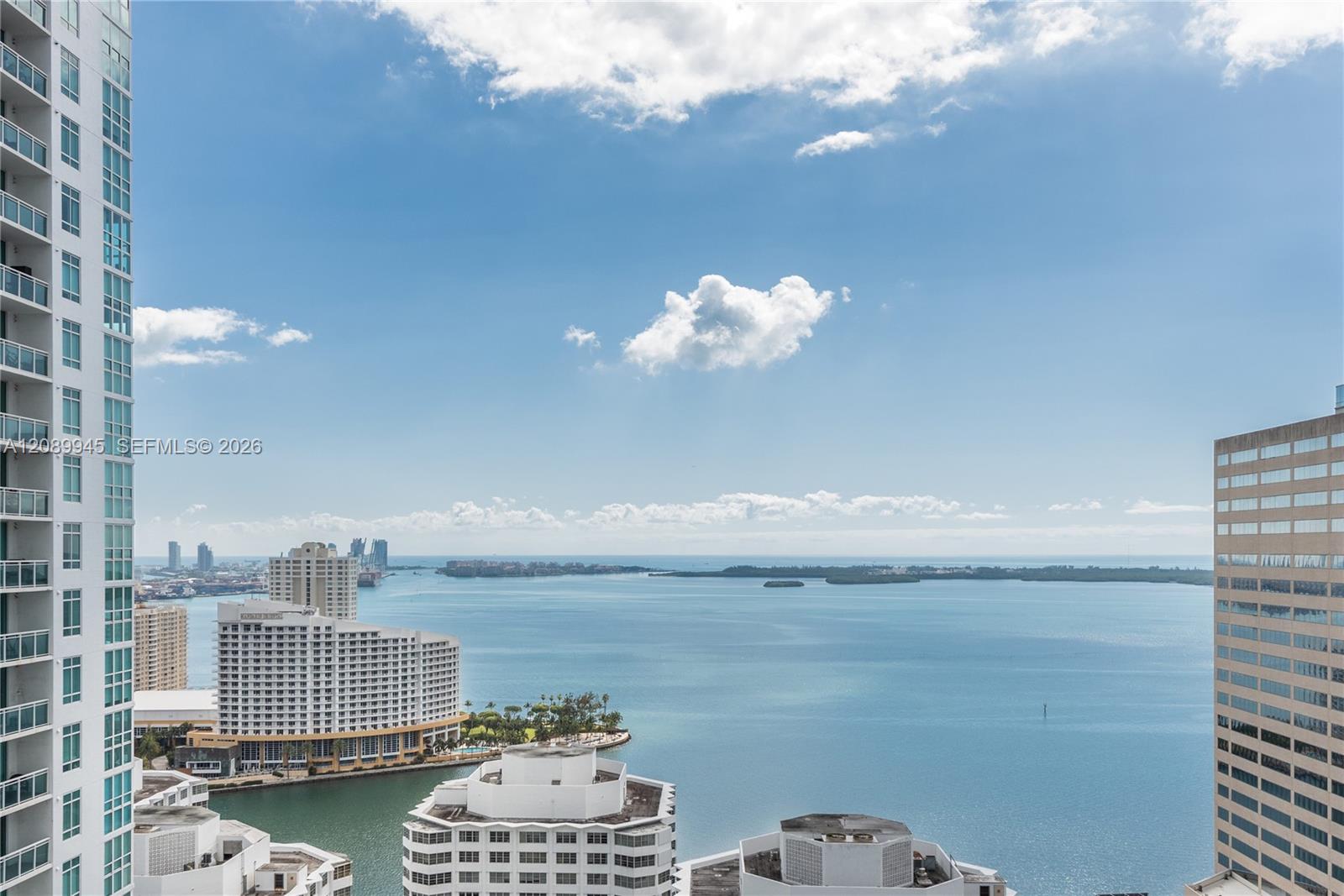 951 Brickell Ave # 3102