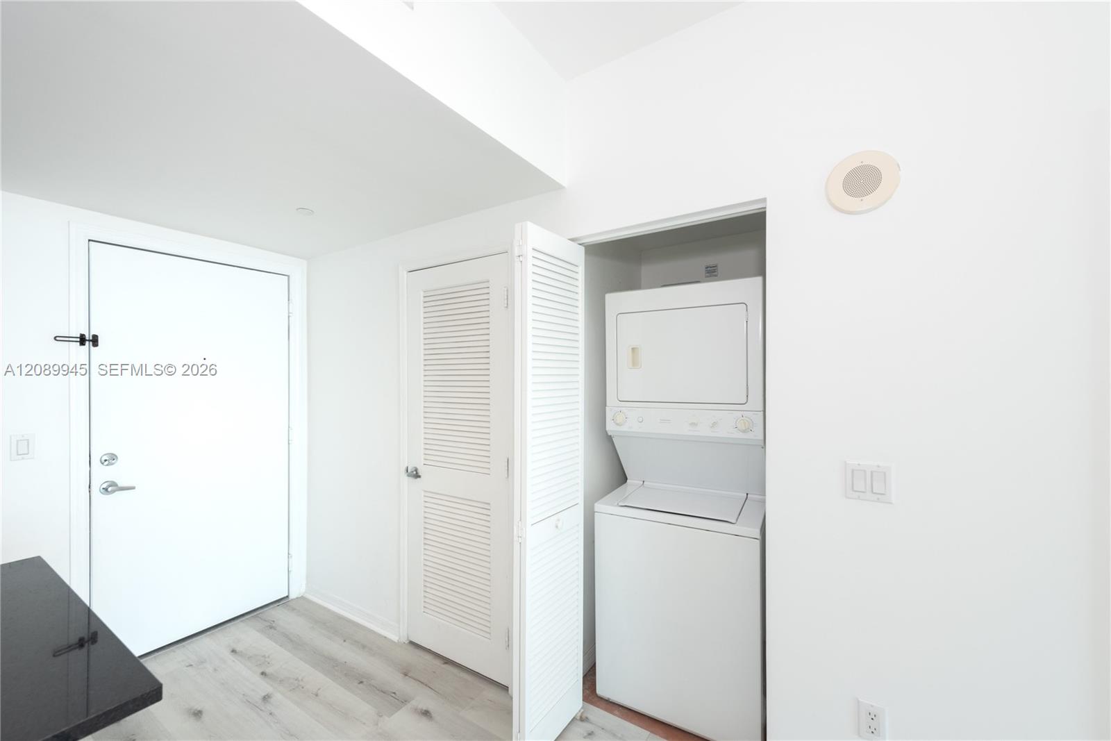 951 Brickell Ave # 3102