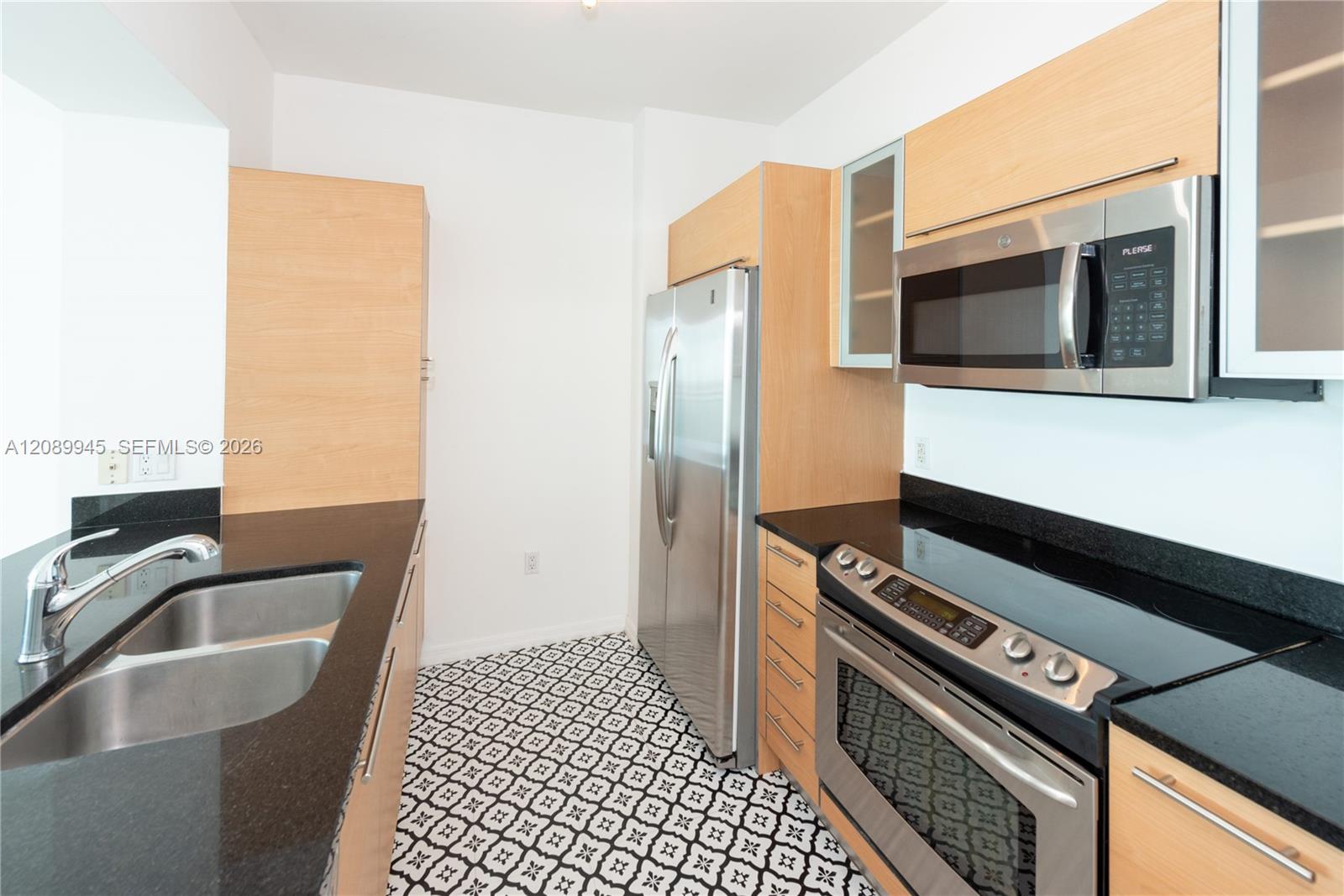 951 Brickell Ave # 3102