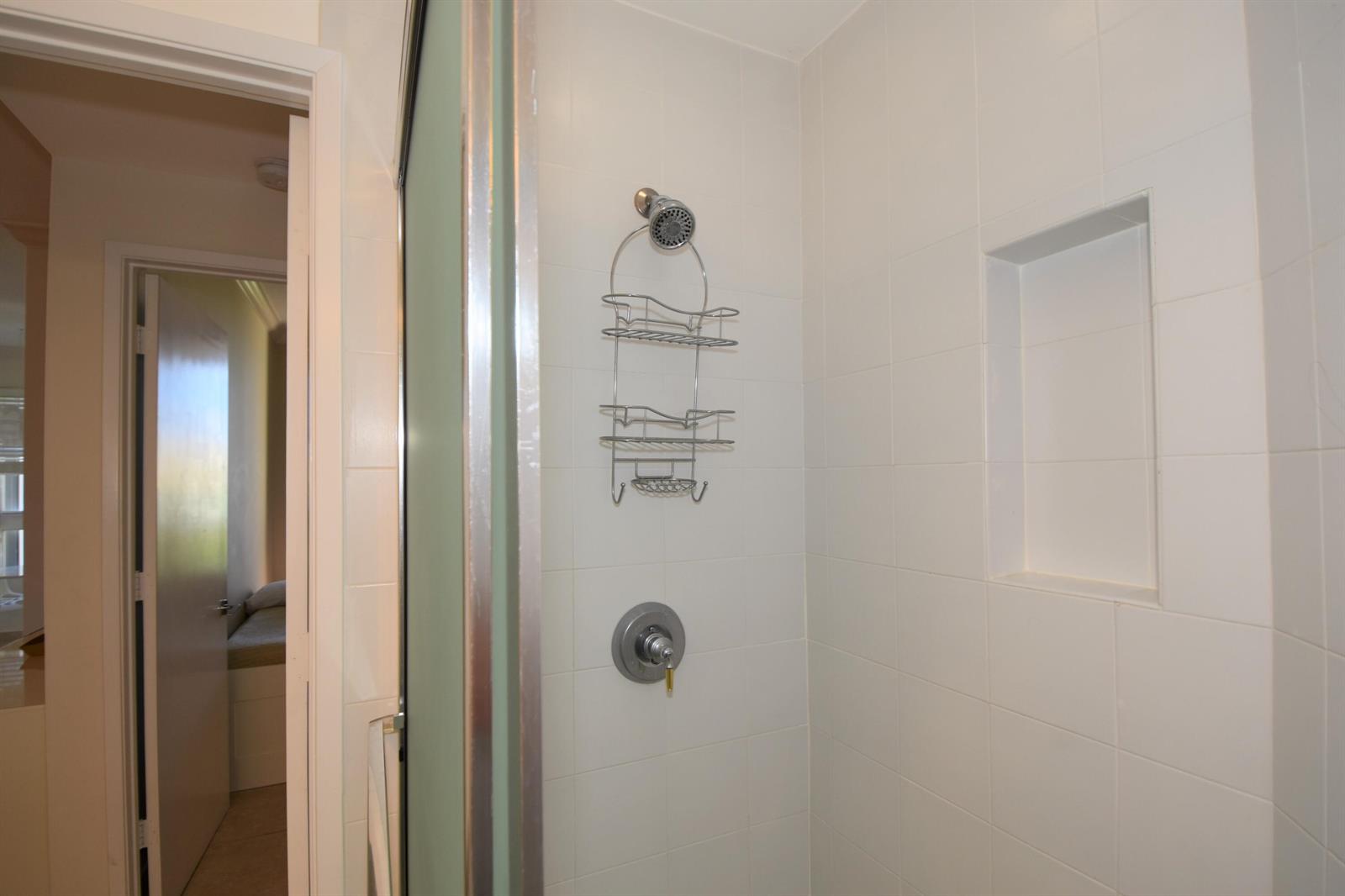 707 CRANDON Boulevard # 8 Unit: PH-8