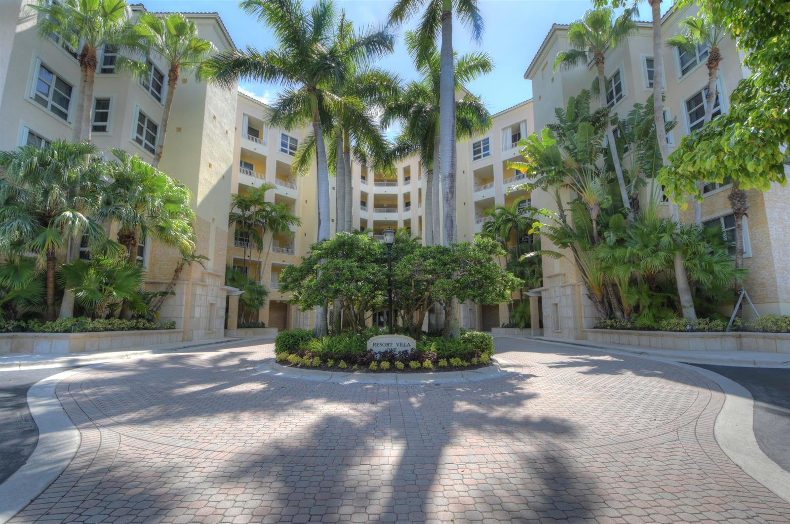 707 CRANDON Boulevard # 8 Unit: PH-8