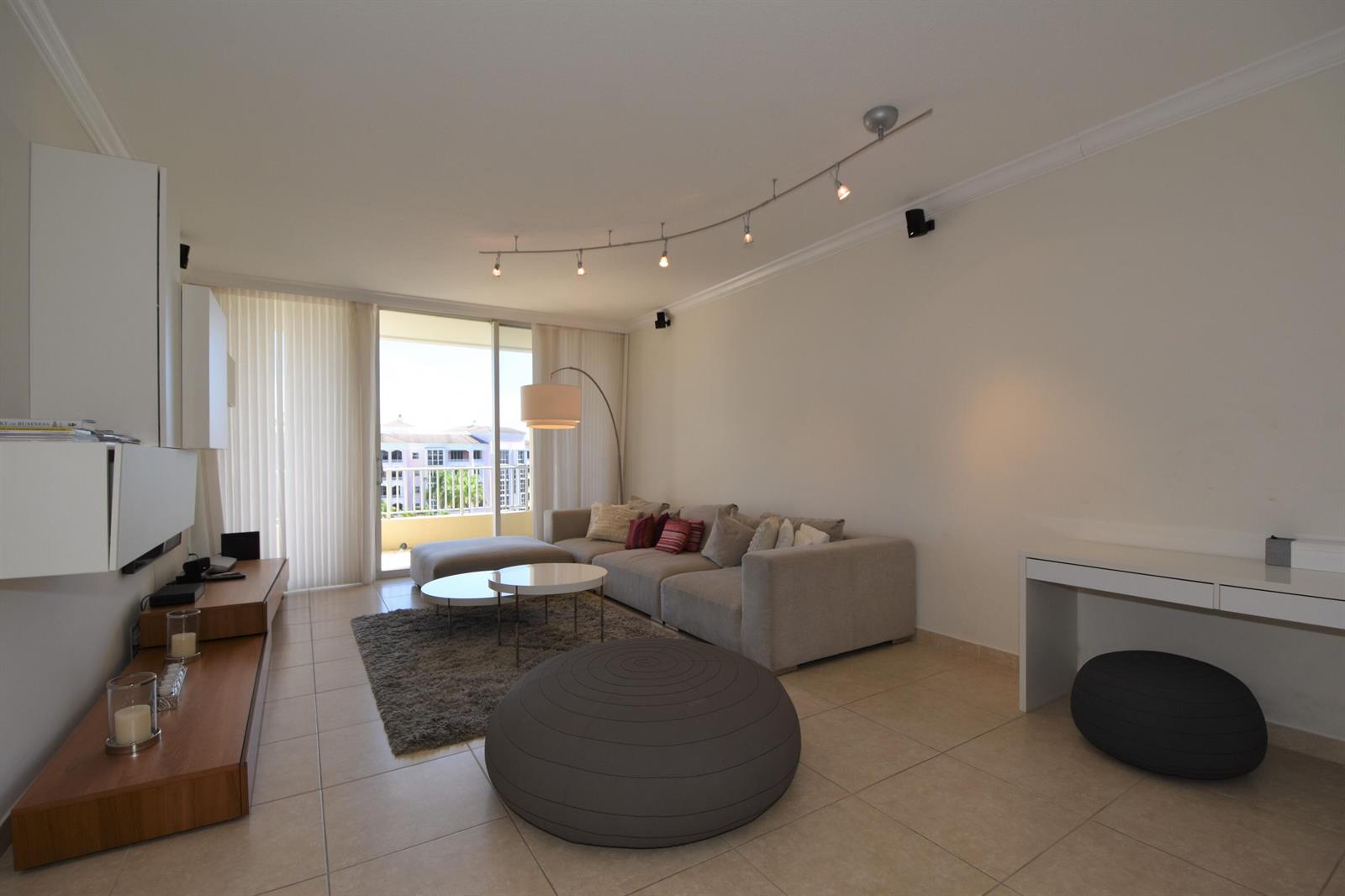 707 CRANDON Boulevard # 8 Unit: PH-8