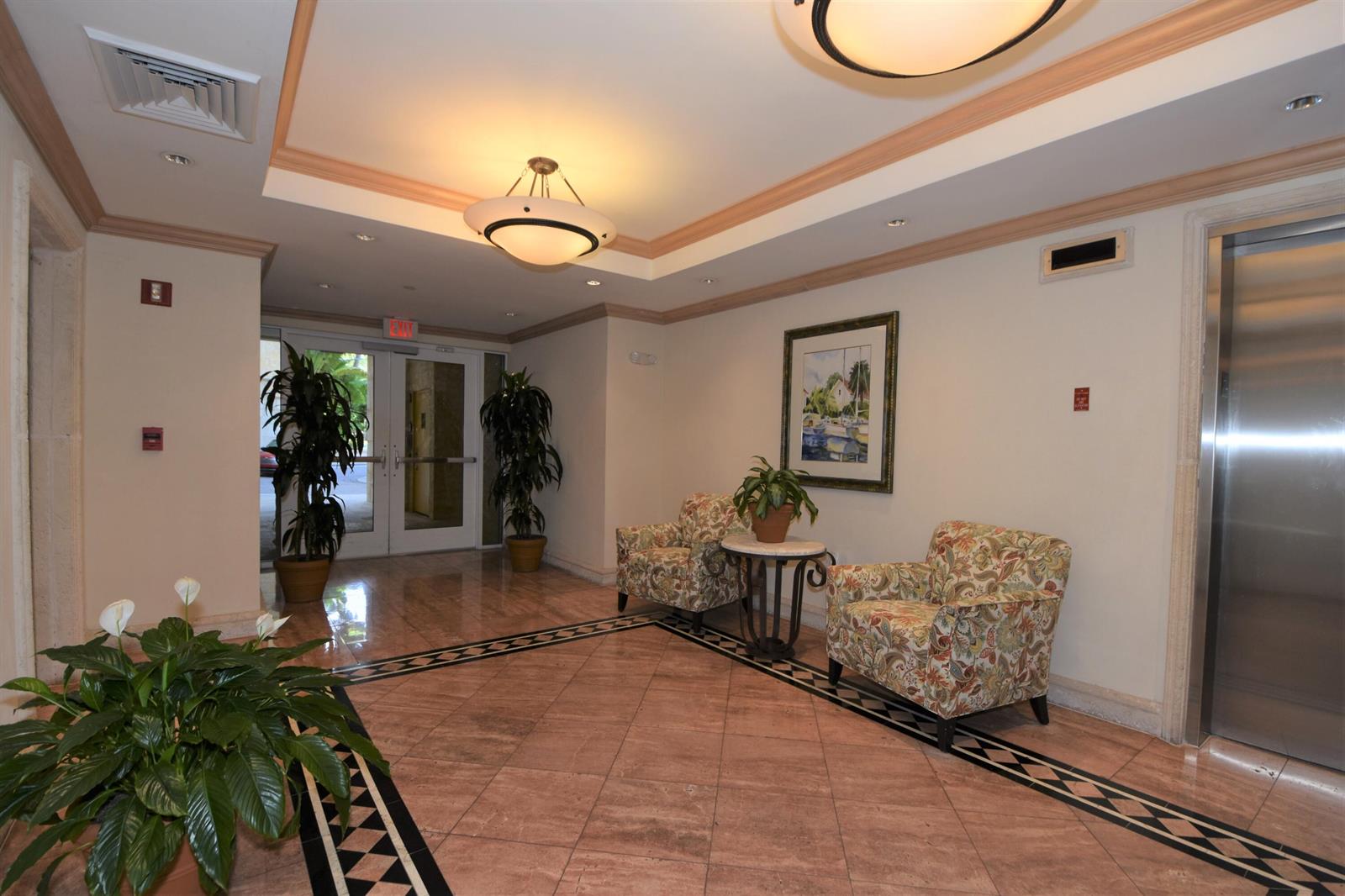 707 CRANDON Boulevard # 8 Unit: PH-8