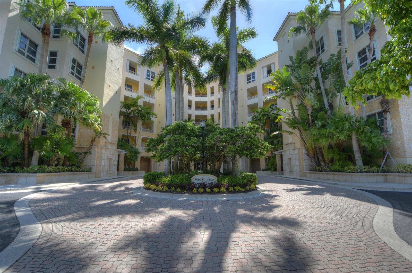 707 CRANDON Boulevard # 8 Unit: PH-8