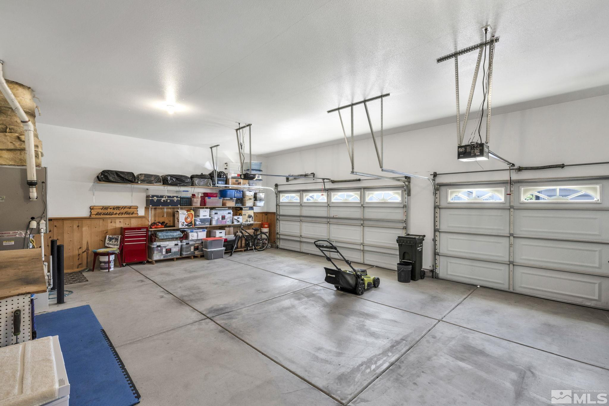 860 Valley Crest Drive