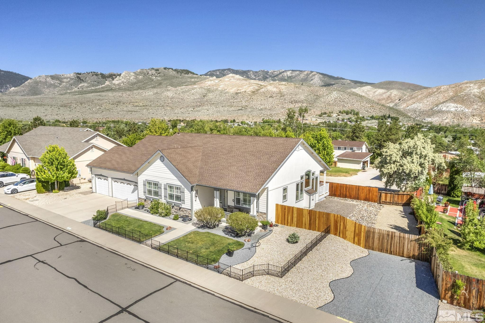 860 Valley Crest Drive