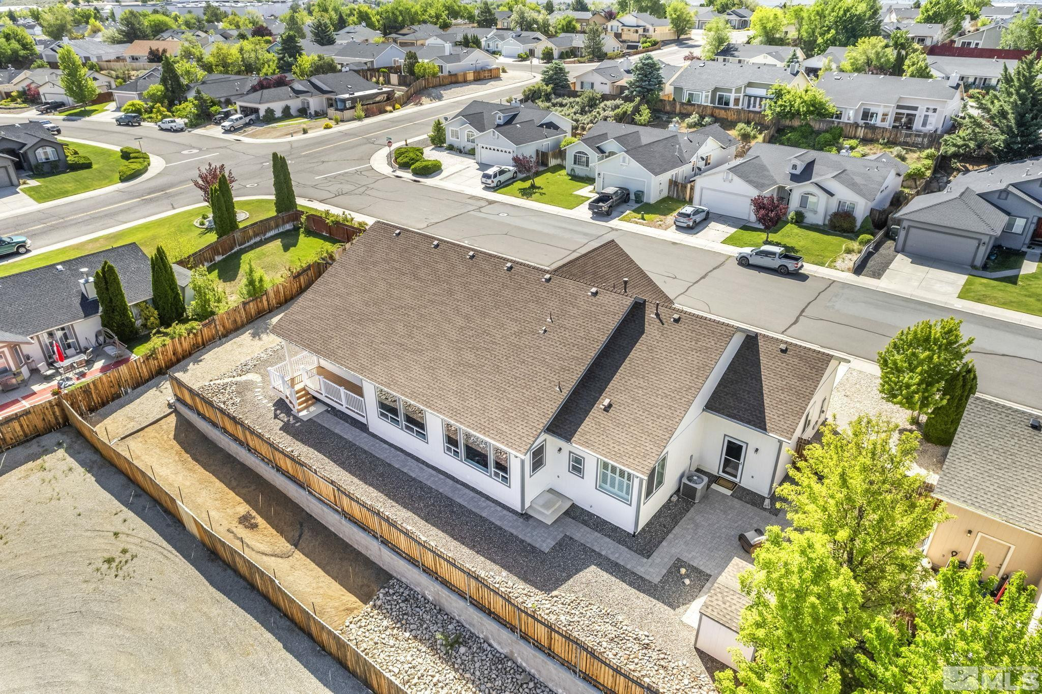 860 Valley Crest Drive
