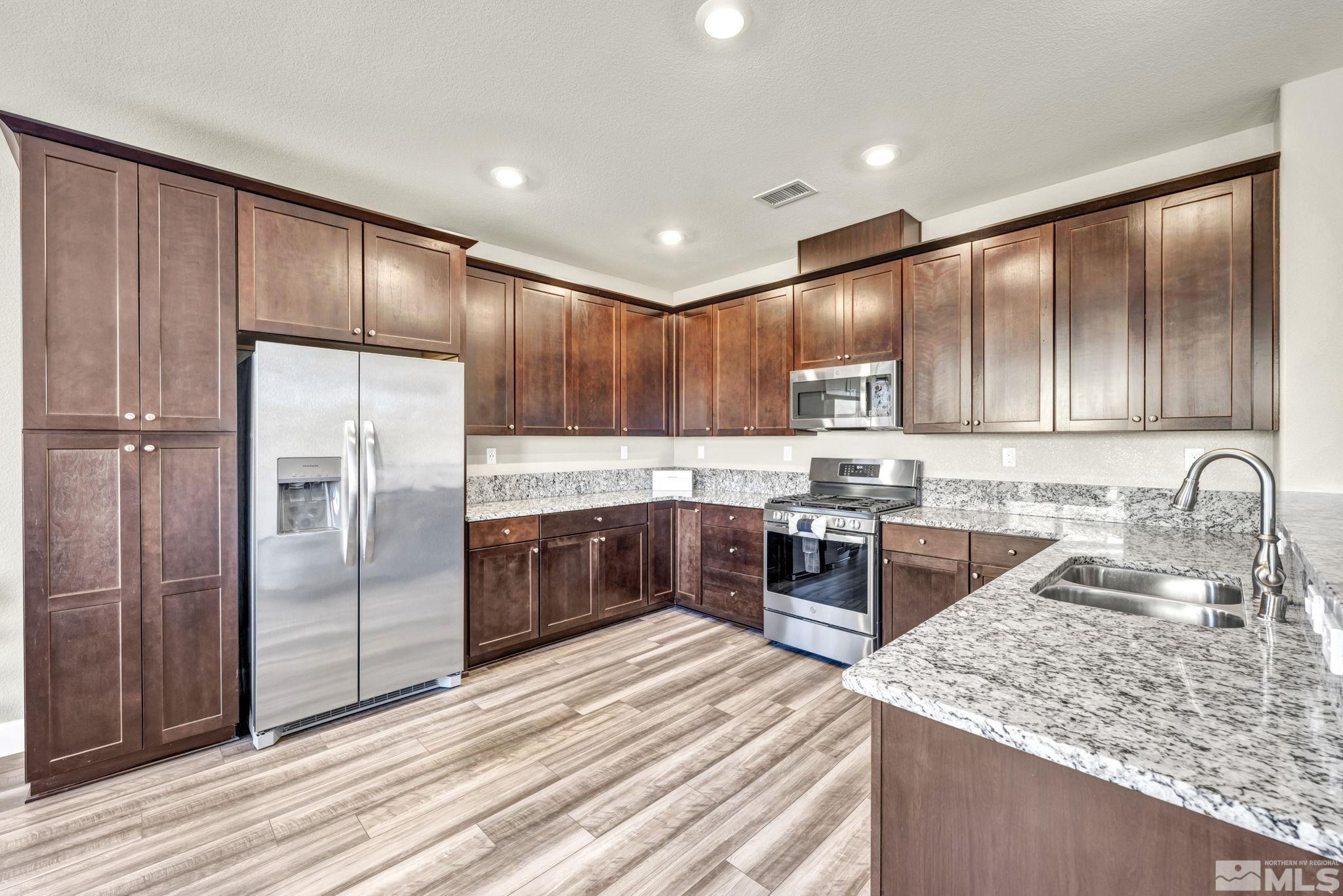 6778 Lookout Peak Drive