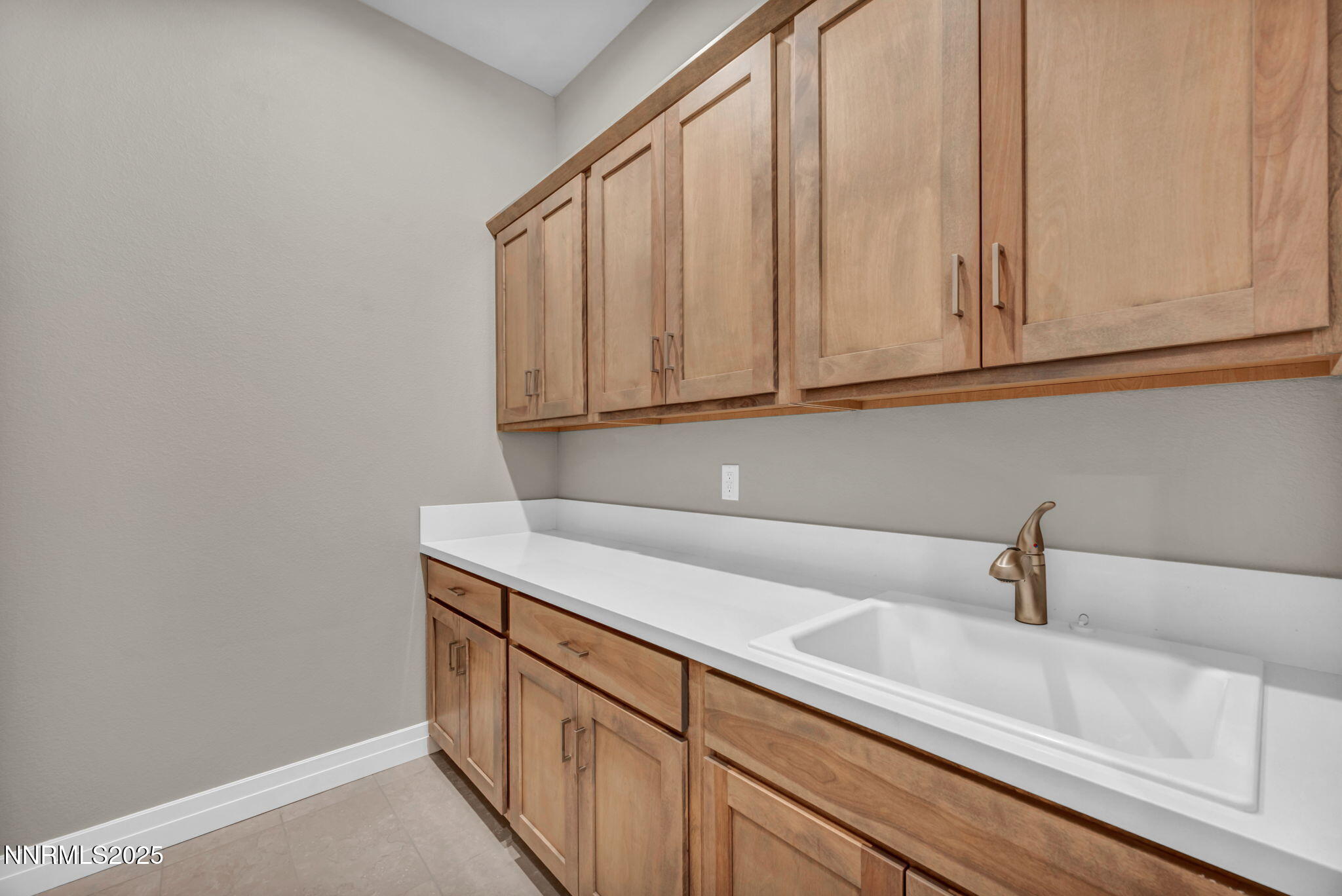 3863 Cambria Lp