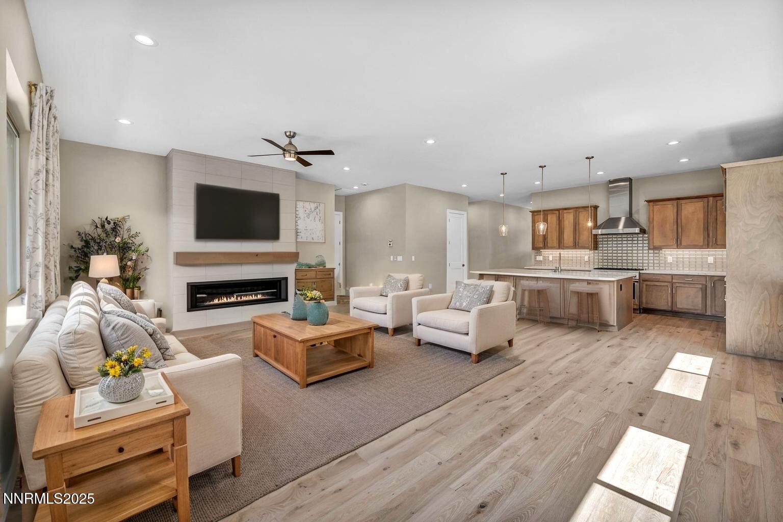 3863 Cambria Lp