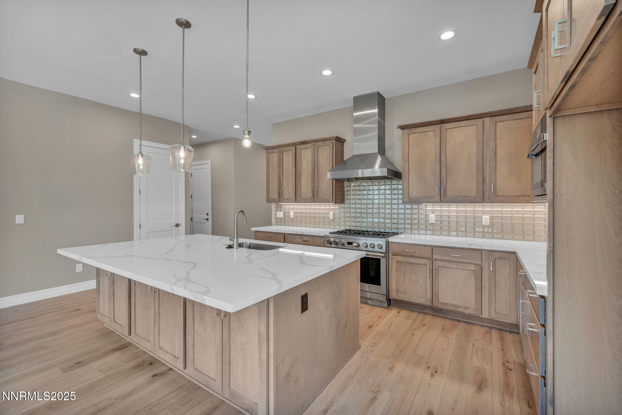 3863 Cambria Lp