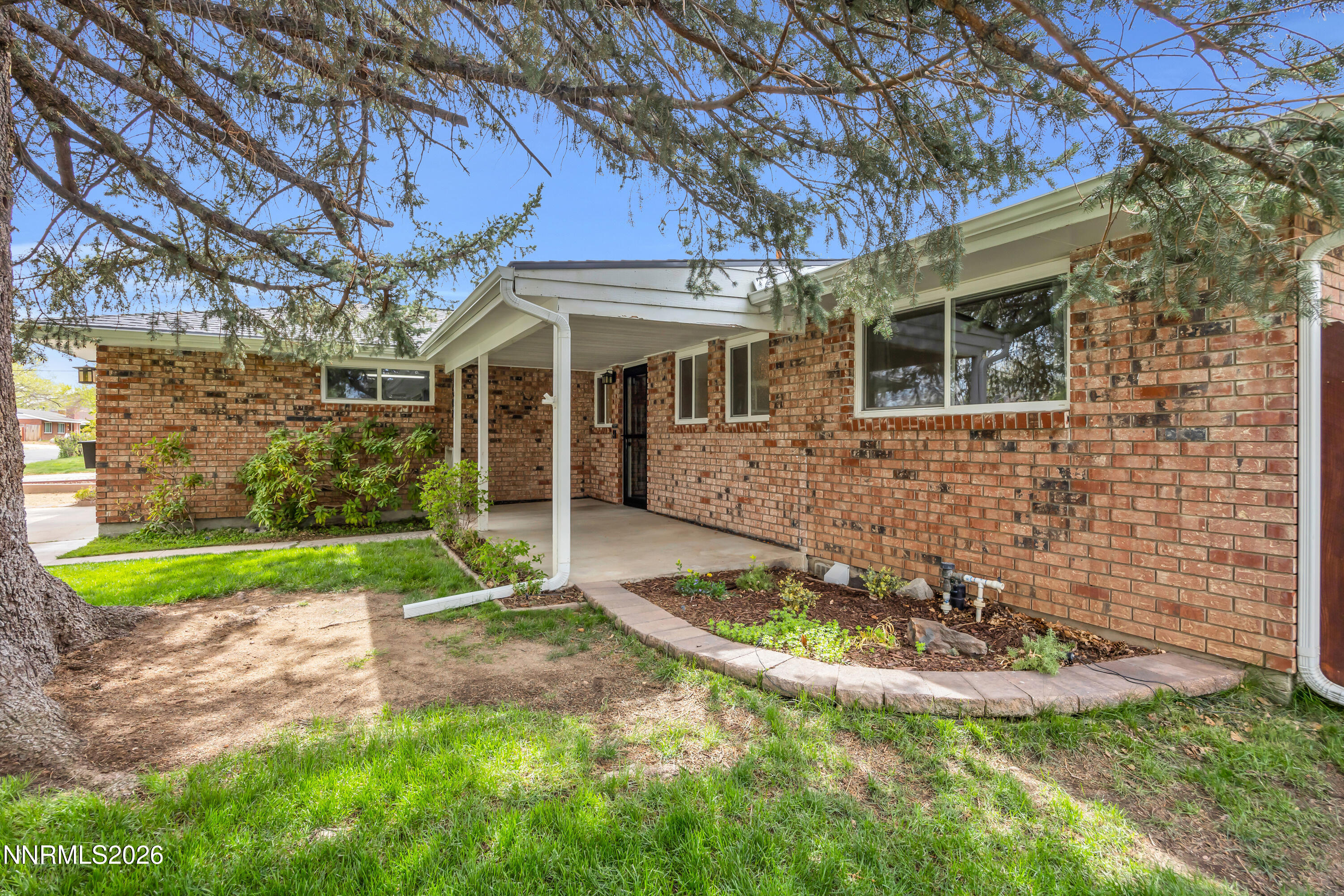 602 Poplar Street