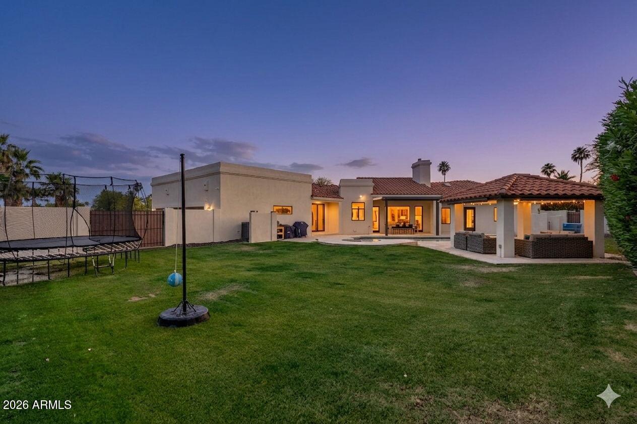 10845 E POINSETTIA Drive