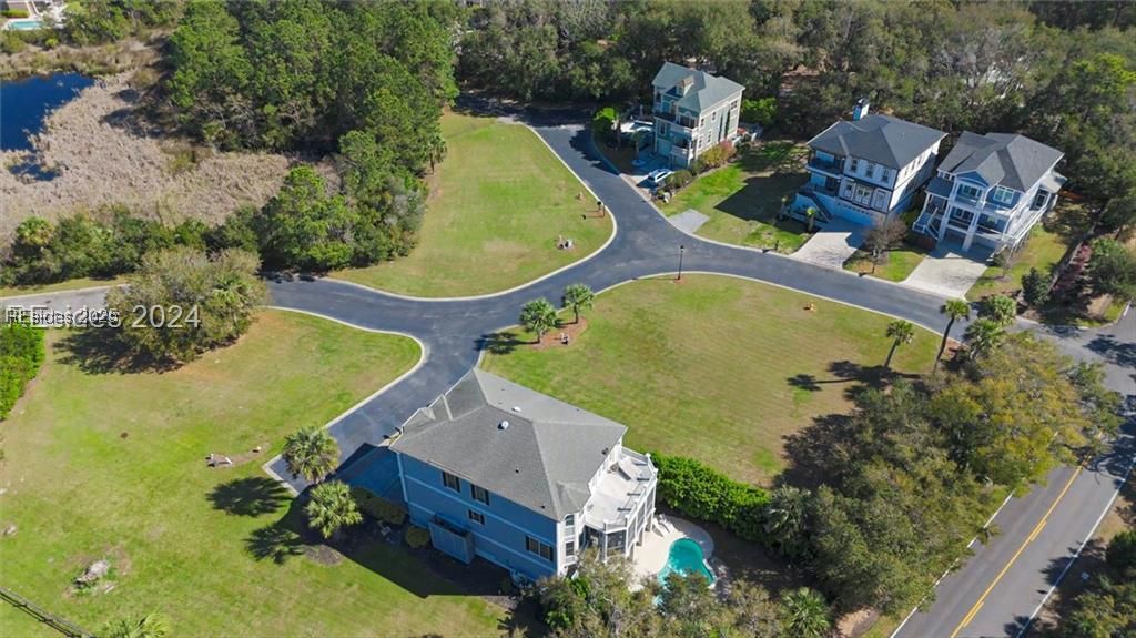 17 Shear Water Dr
