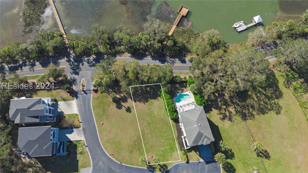 17 Shear Water Dr