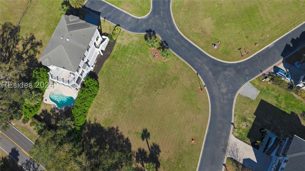 17 Shear Water Dr