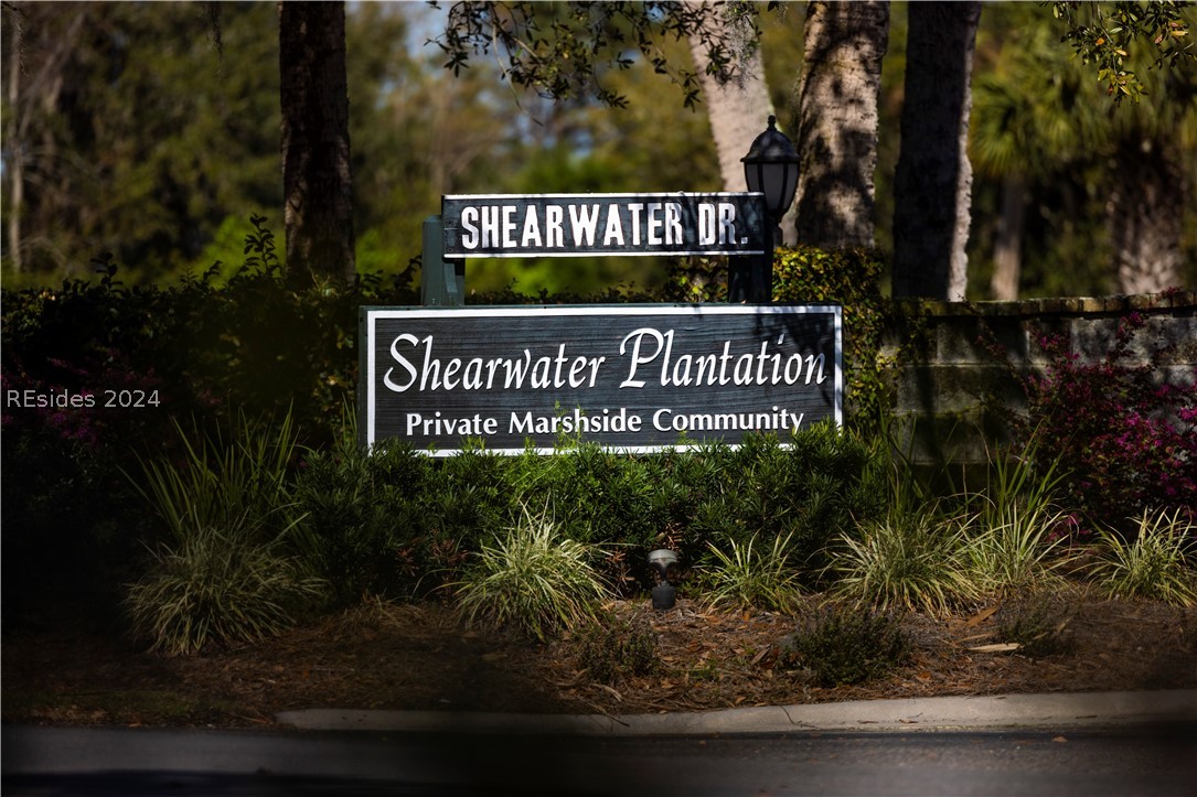 17 Shear Water Dr