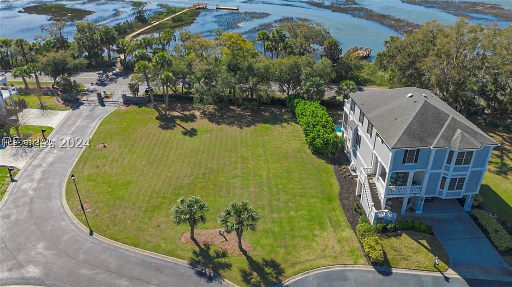 17 Shear Water Dr