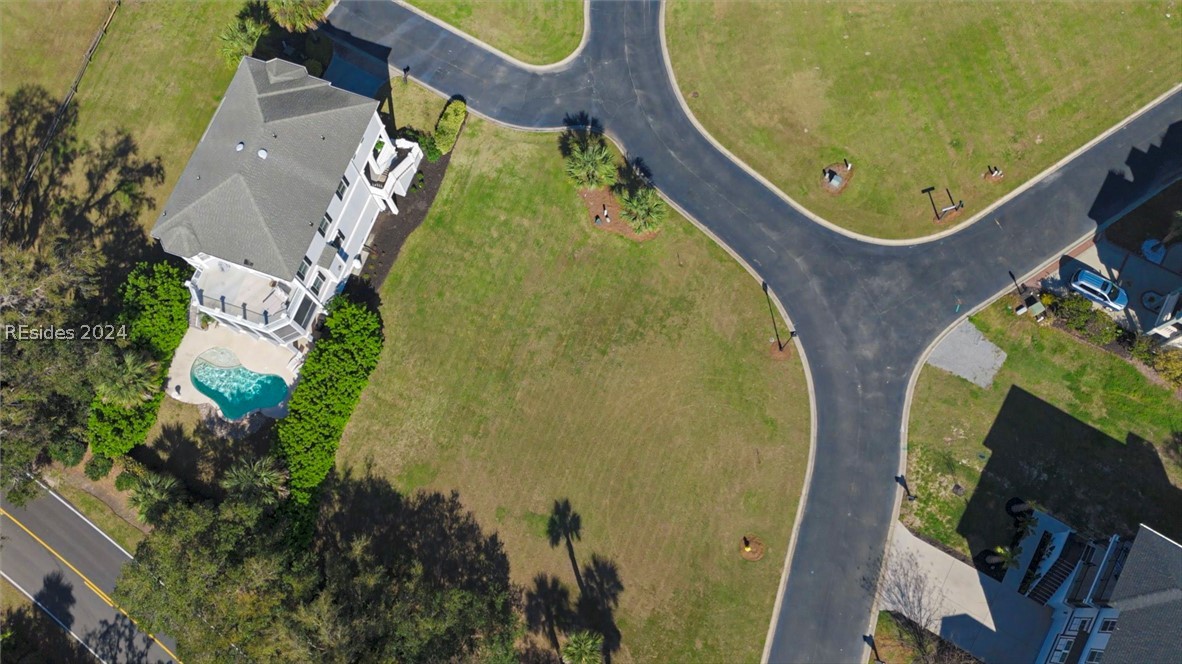 17 Shear Water Dr