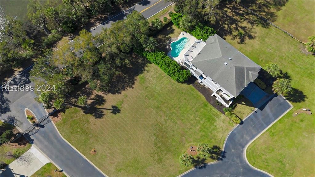 17 Shear Water Dr