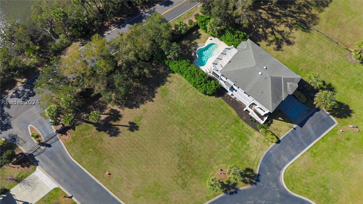 17 Shear Water Dr