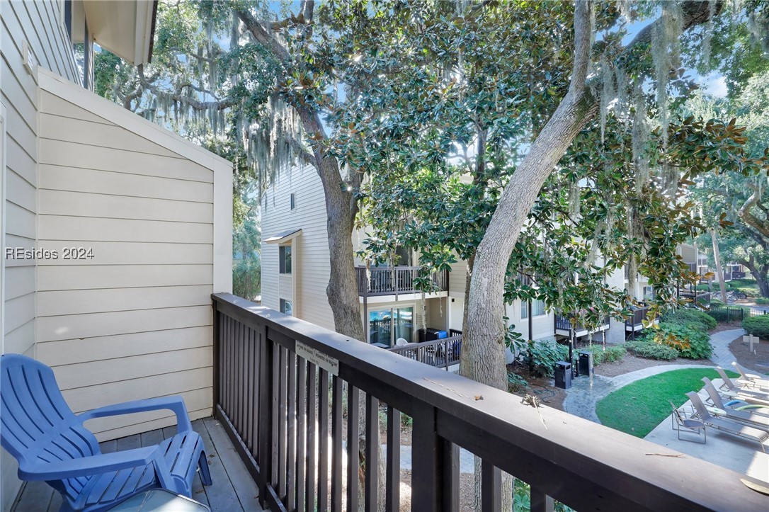 1 Tanglewood Drive Unit: 404
