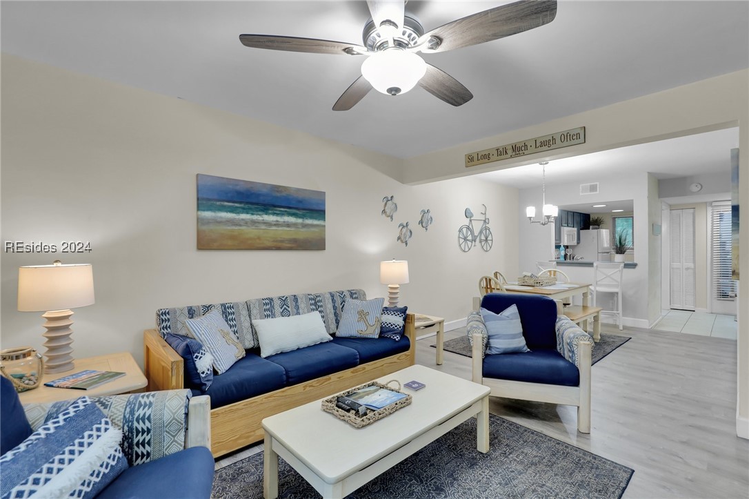 1 Tanglewood Drive Unit: 404