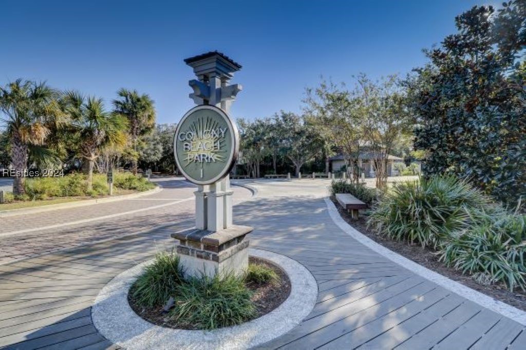 1 Tanglewood Drive Unit: 404