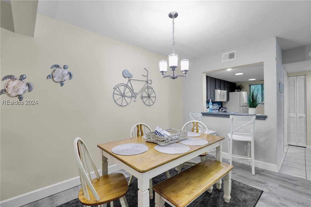 1 Tanglewood Drive Unit: 404