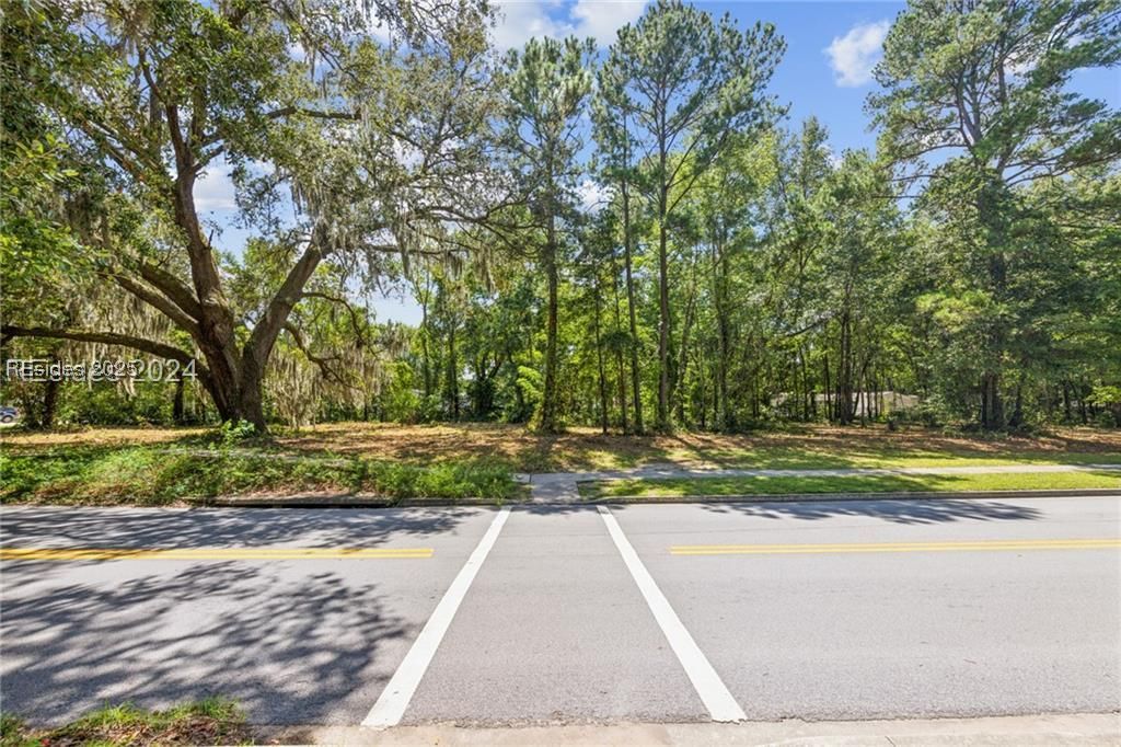 25 9th Avenue