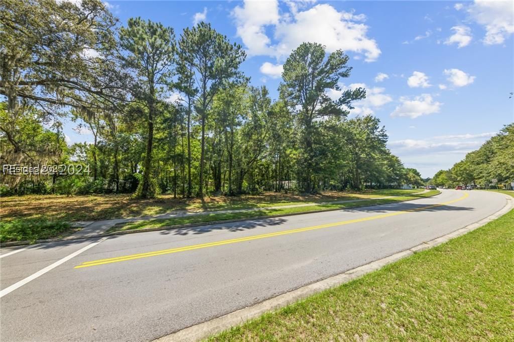 25 9th Avenue