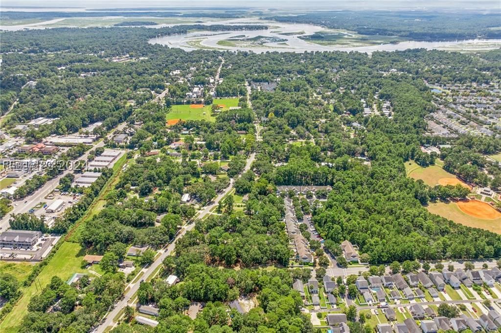 25 9th Avenue