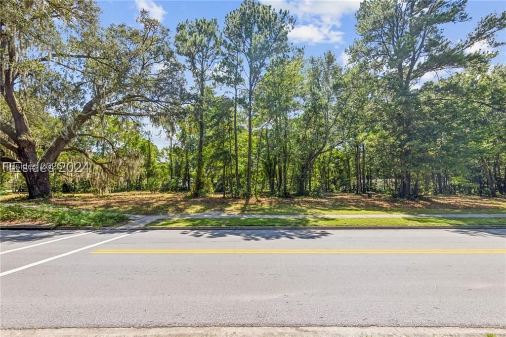 25 9th Avenue