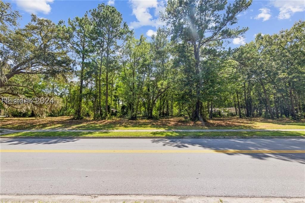 25 9th Avenue
