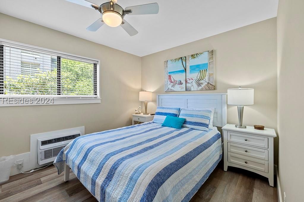 43 S Forest Beach Drive Unit: 321