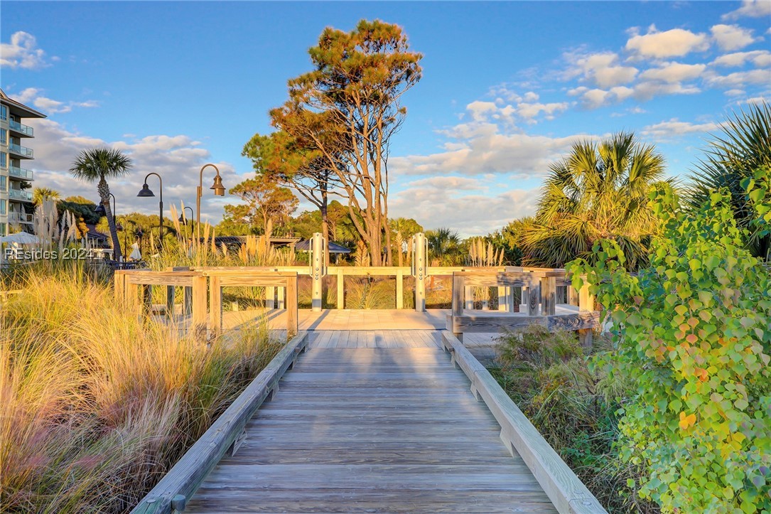 43 S Forest Beach Drive Unit: 321