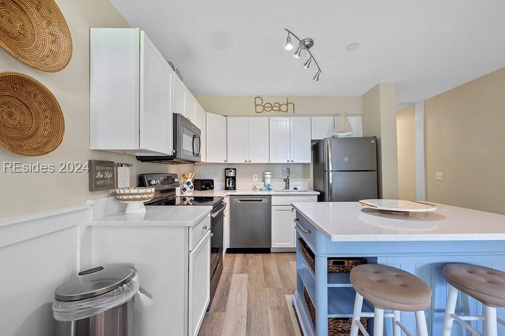 43 S Forest Beach Drive Unit: 321