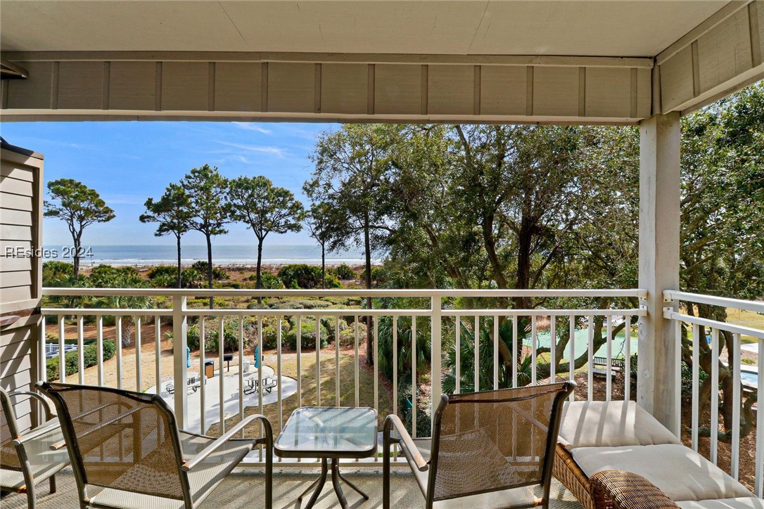 43 S Forest Beach Drive Unit: 321