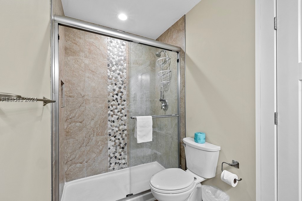 43 S Forest Beach Drive Unit: 321