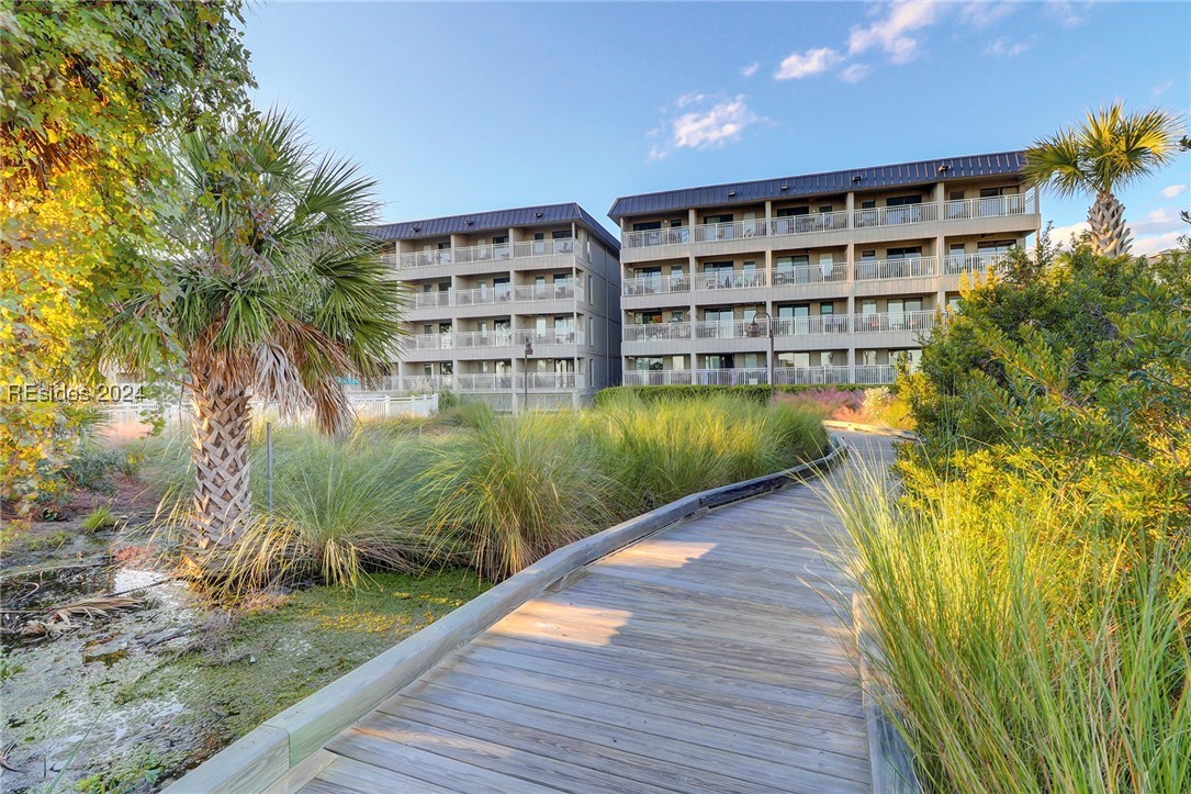 43 S Forest Beach Drive Unit: 321